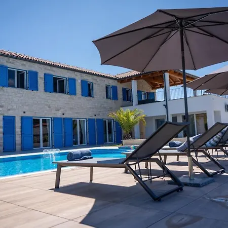 Willa Blue Moon By Guide Rapavel