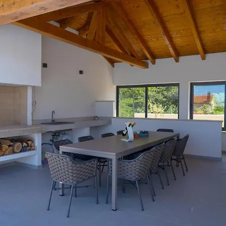 Blue Moon By Guide * Rapavel