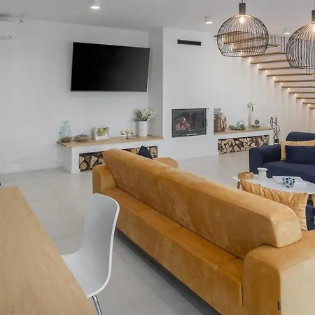 Willa Blue Moon By Guide *