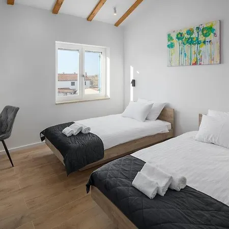 Blue Moon By Guide * Rapavel